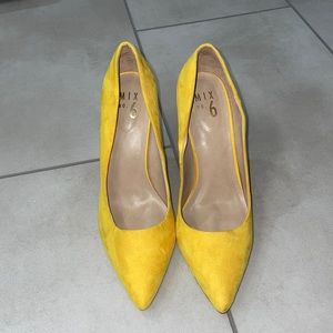 Mix No. 6 heels, size 9 1/2
